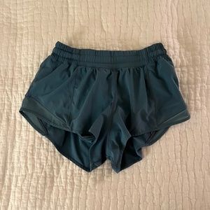 Lululemon Hottie Hot Shorts - Size 8